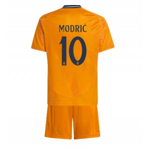 Billiga Real Madrid Luka Modric #10 Bortatröja Barn 2024-25 Kortärmad (+ Korta byxor)